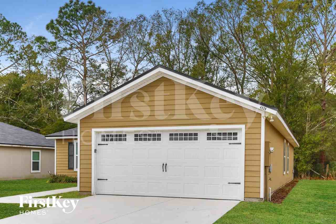 4528 Glendas Meadow Dr - Photo 3 of 15