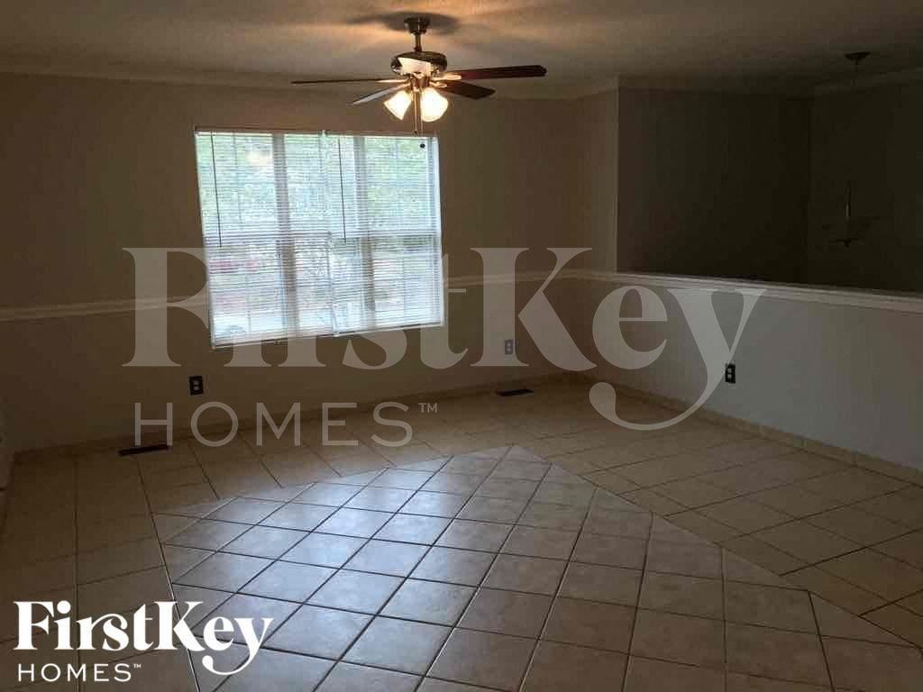 7774 Melanie Dr - Photo 3 of 18