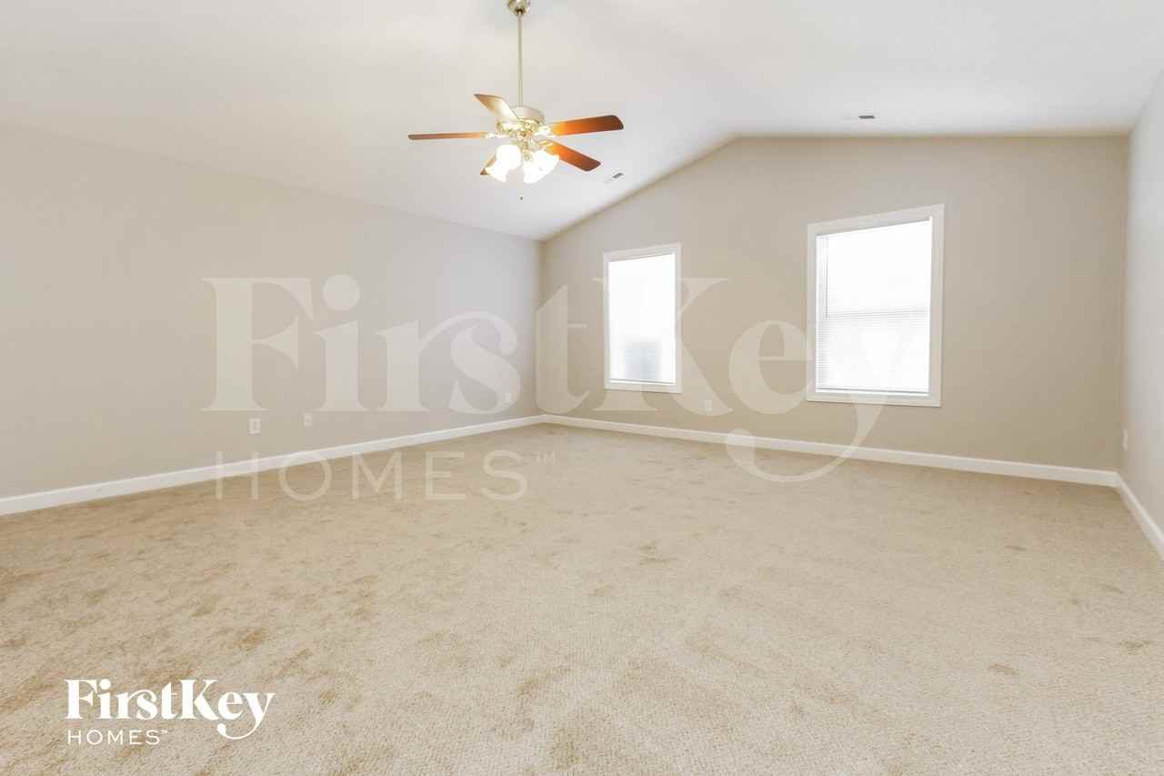 6547 Locust Grove Dr - Photo 7 of 16
