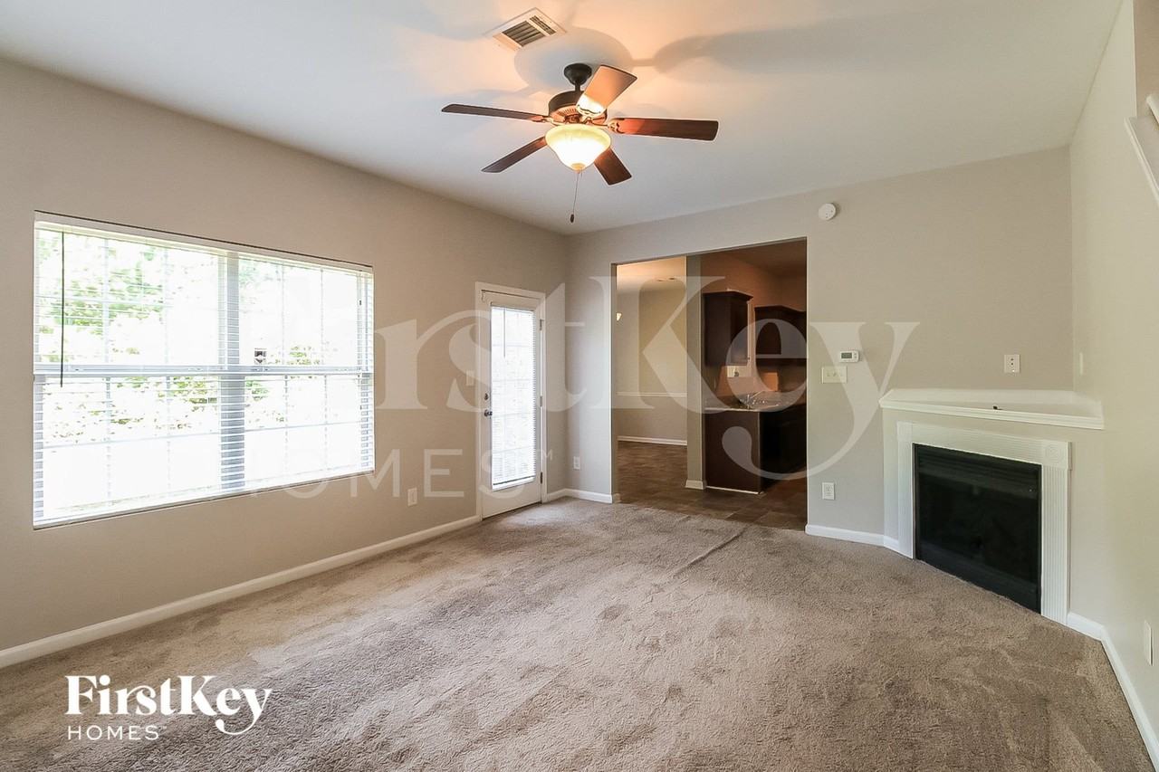 620 Beaujolais Ct - Photo 4 of 15