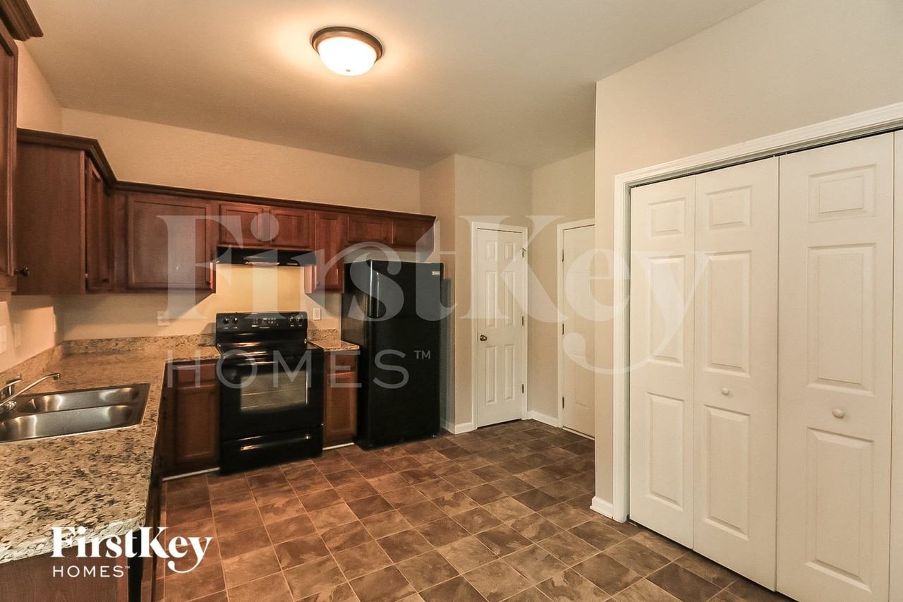 620 Beaujolais Ct - Photo 6 of 15