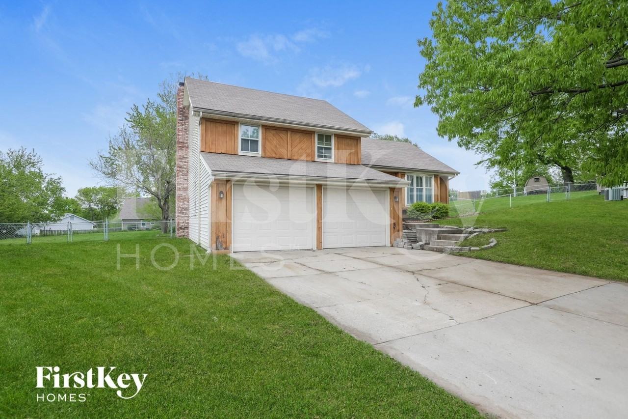 2635 Sw Krista Ct - Photo 2 of 15