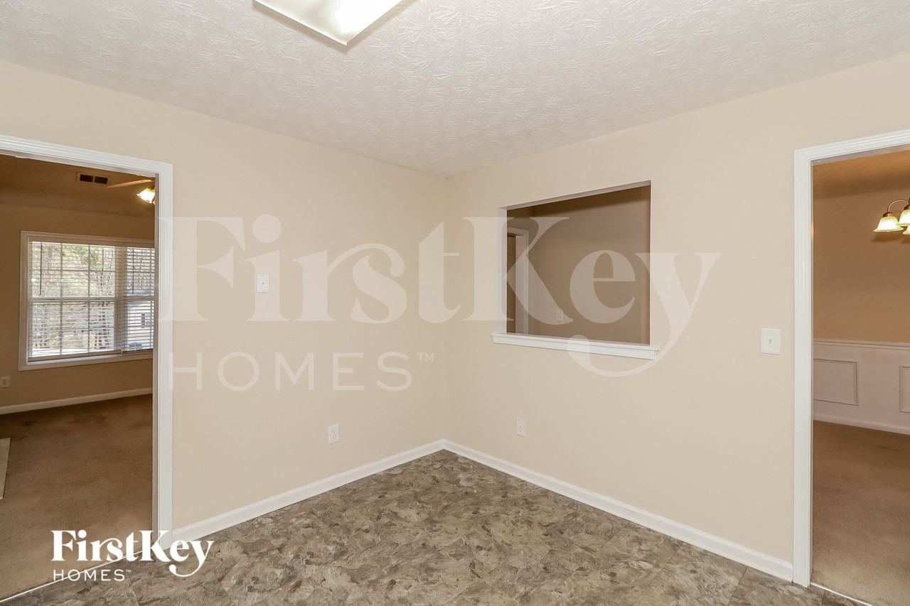 262 Longford Ct - Photo 6 of 14
