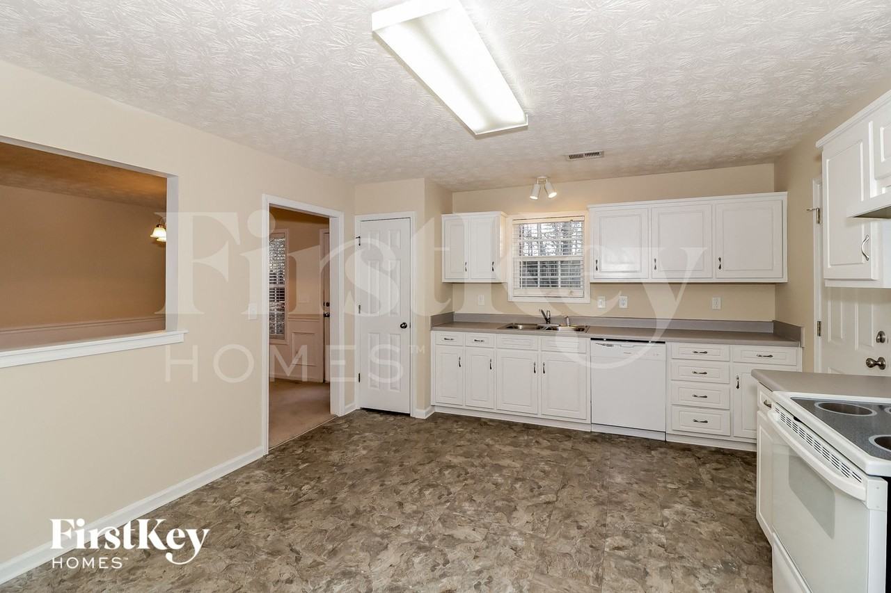 262 Longford Ct - Photo 7 of 14