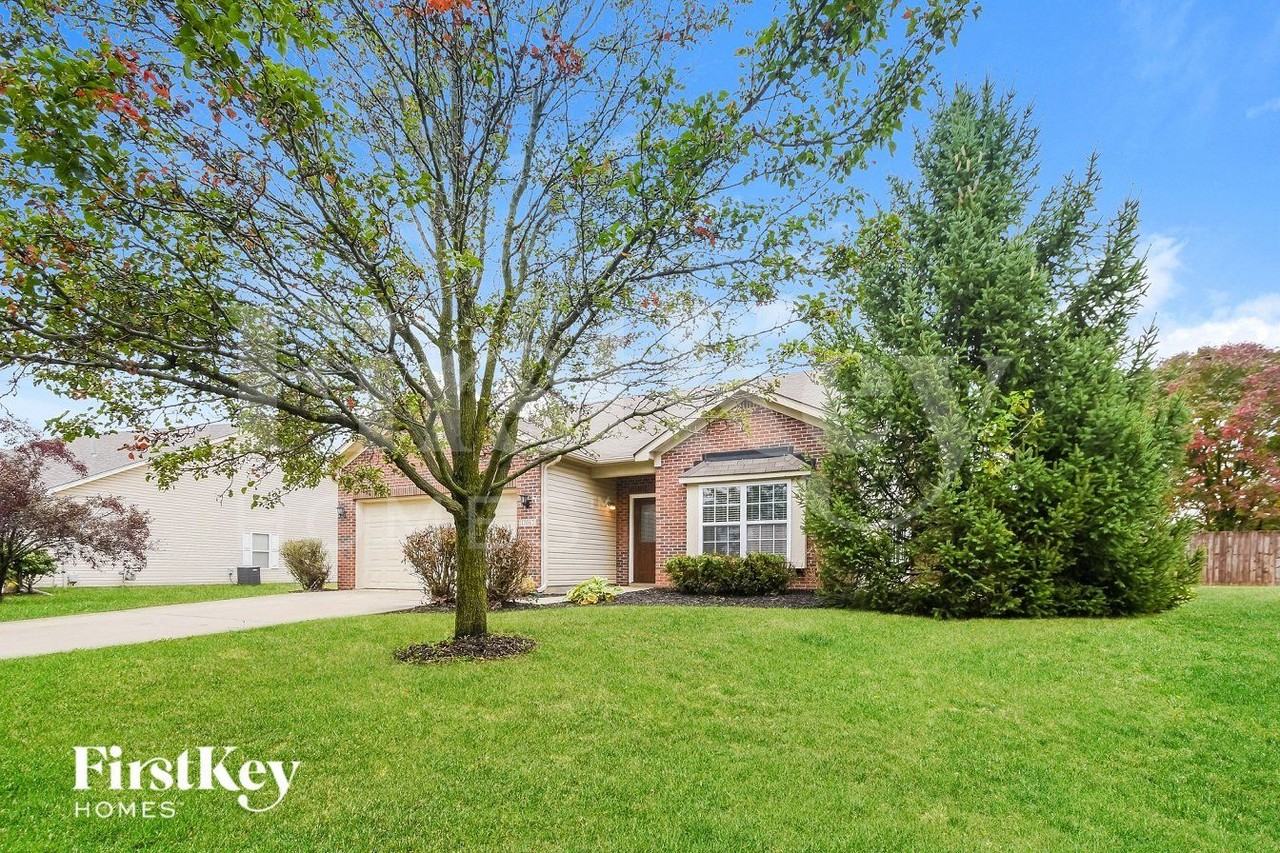17062 Black Cherry Ct - Photo 2 of 16