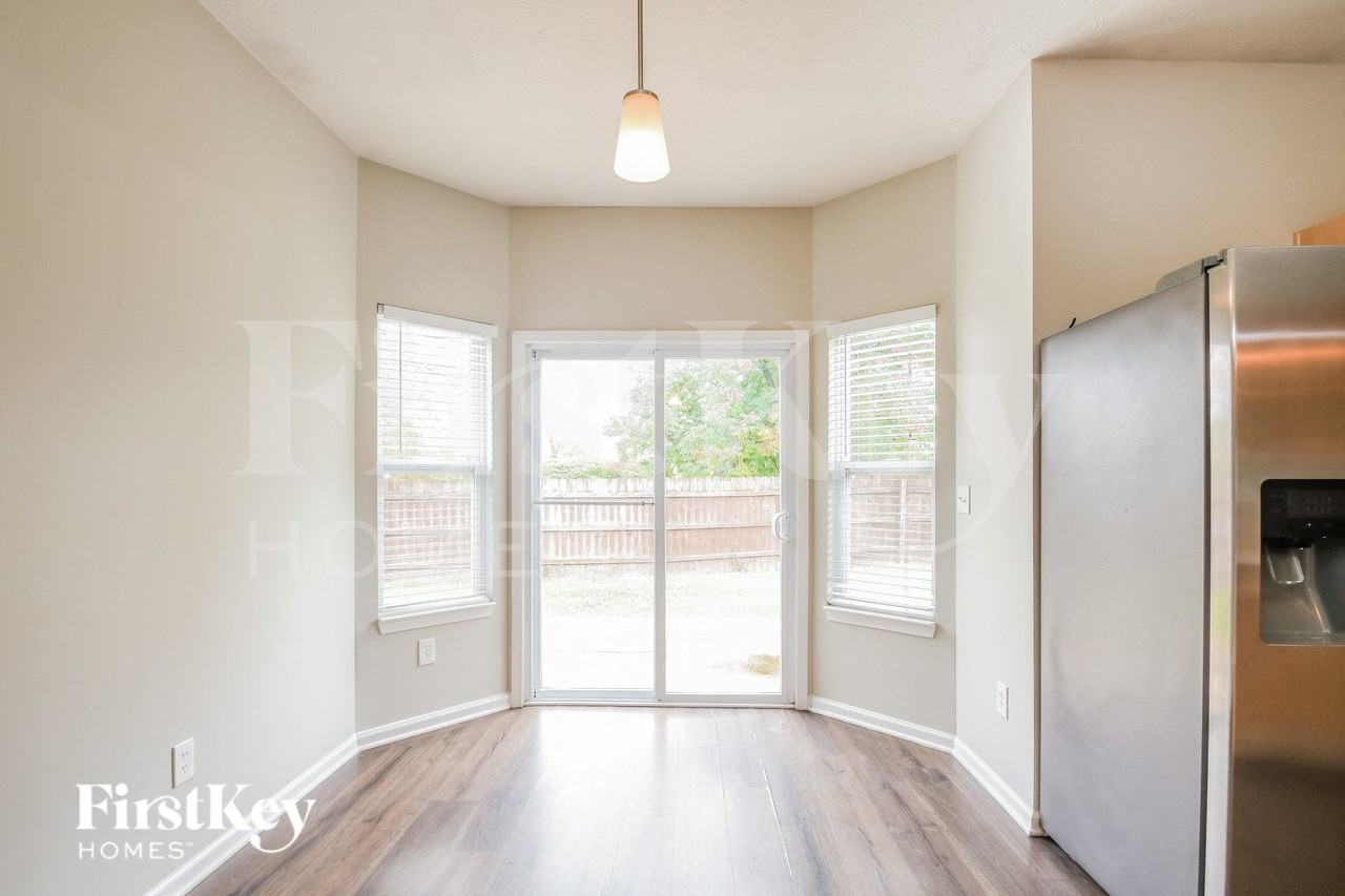 17062 Black Cherry Ct - Photo 6 of 16
