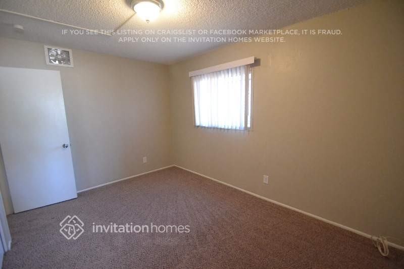 4153 N 63rd Dr - Photo 6 of 9