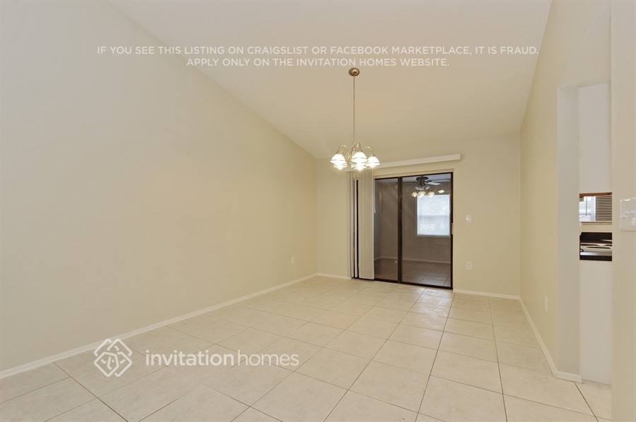 540 Still Meadows Cir W - Photo 4 of 21