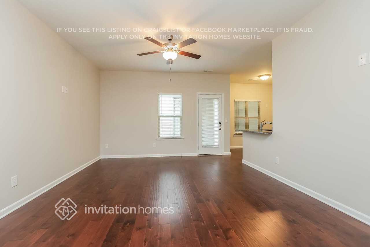 2287 Cason Ln - Photo 3 of 16