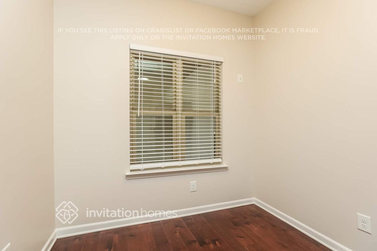 2287 Cason Ln - Photo 4 of 16