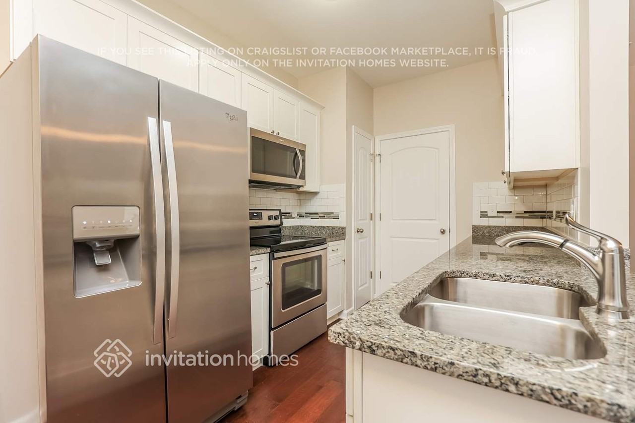 2287 Cason Ln - Photo 5 of 16