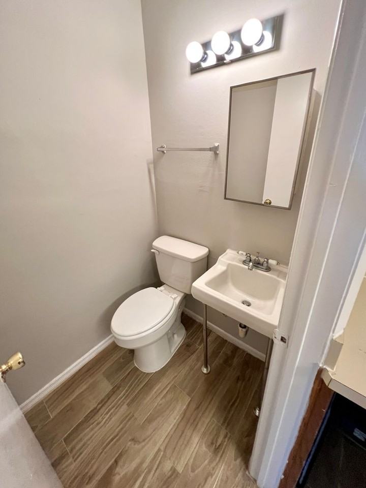 4267 S Semoran Blvd #5 - Photo 6 of 25