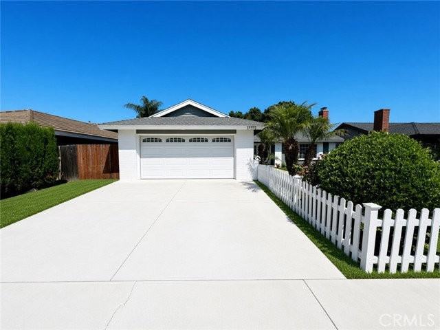 14441 Sandbrook Dr - Photo 2 of 8