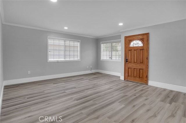 6594 Naomi Ave - Photo 7 of 8