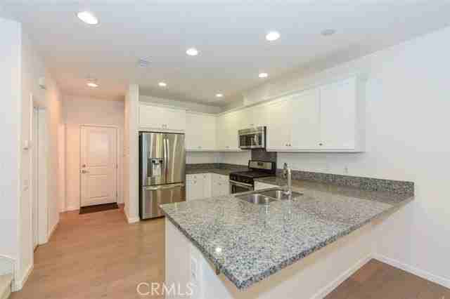 1012 El Paseo - Photo 4 of 5