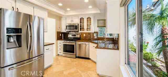 24298 Toledo Ln - Photo 3 of 8