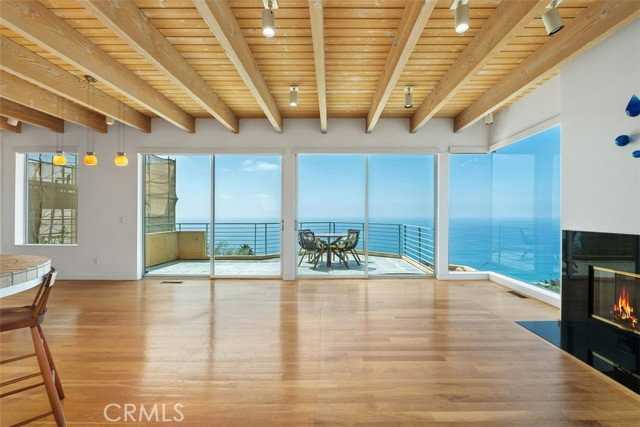 2475 Juanita Way - Photo 4 of 8