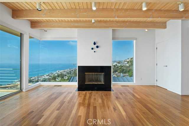 2475 Juanita Way - Photo 6 of 8