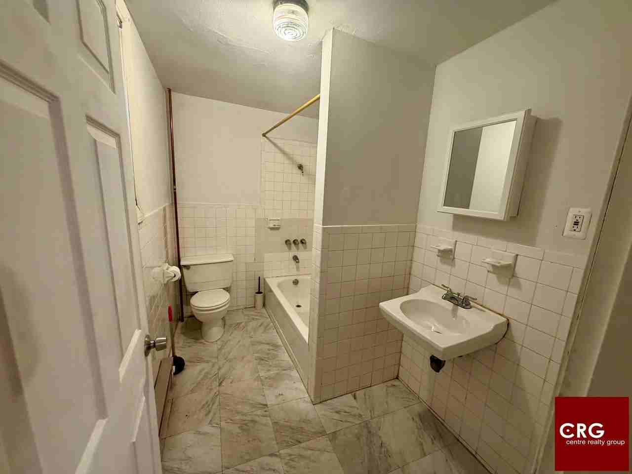 21 Rockville Park #1R - Photo 6 of 6