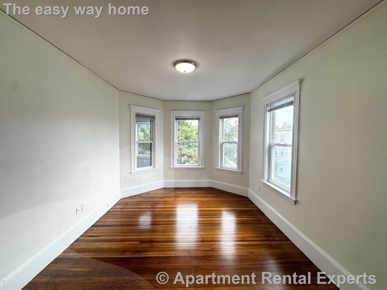 76 Conwell Ave #3 - Photo 2 of 18