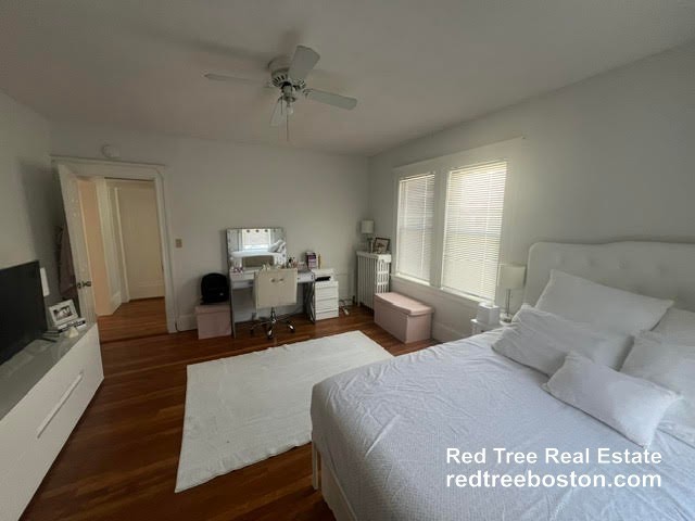 240 Foster St #TOP - Photo 5 of 6