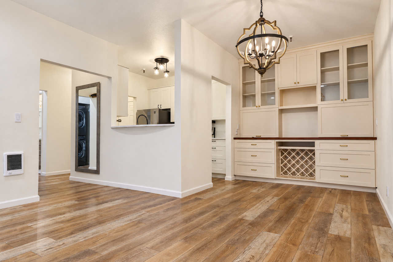 330 Park View Ter #102 - Photo 4 of 10