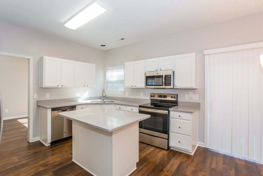 12138 Brownestone View Dr - Photo 7 of 15