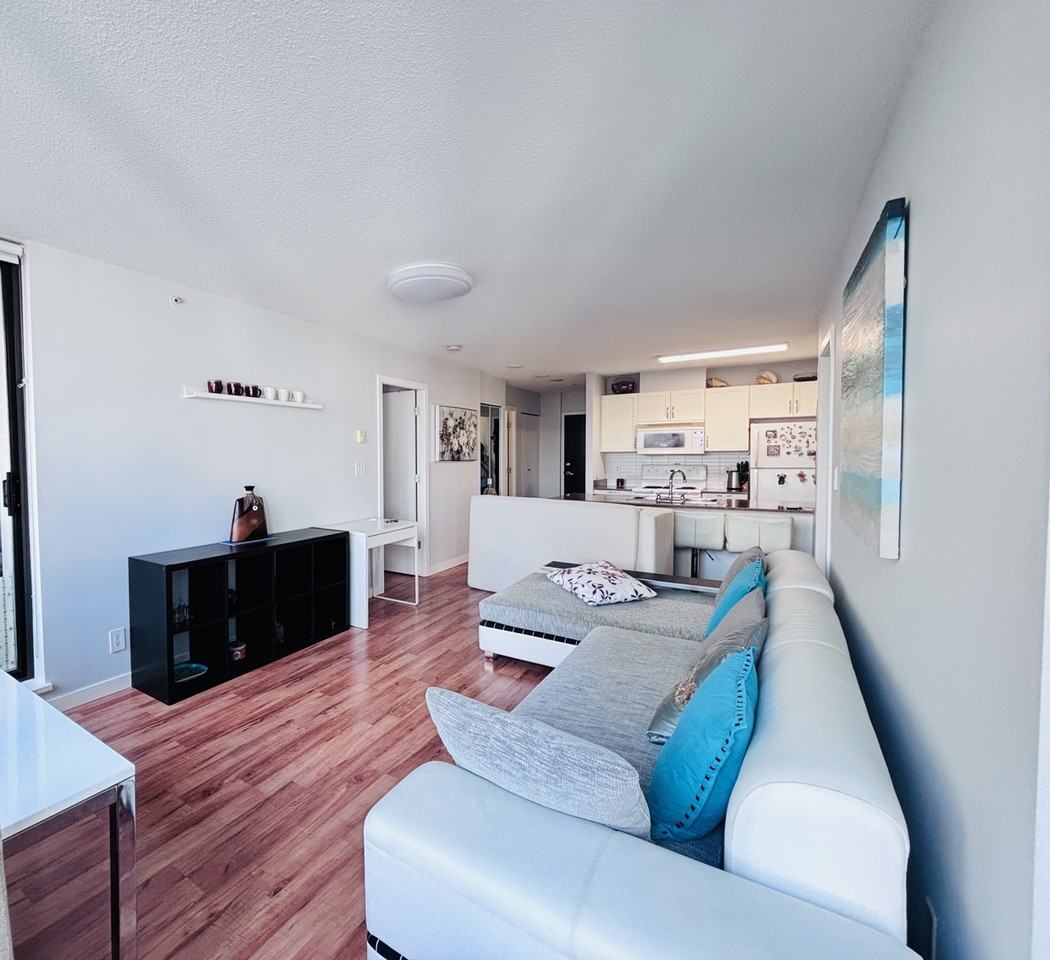 933 Hornby St #608 - Photo 2 of 27