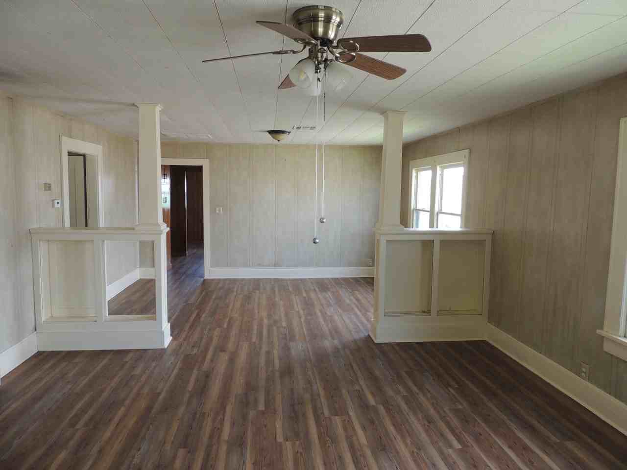 748 N Atlanta Ave - Photo 4 of 31