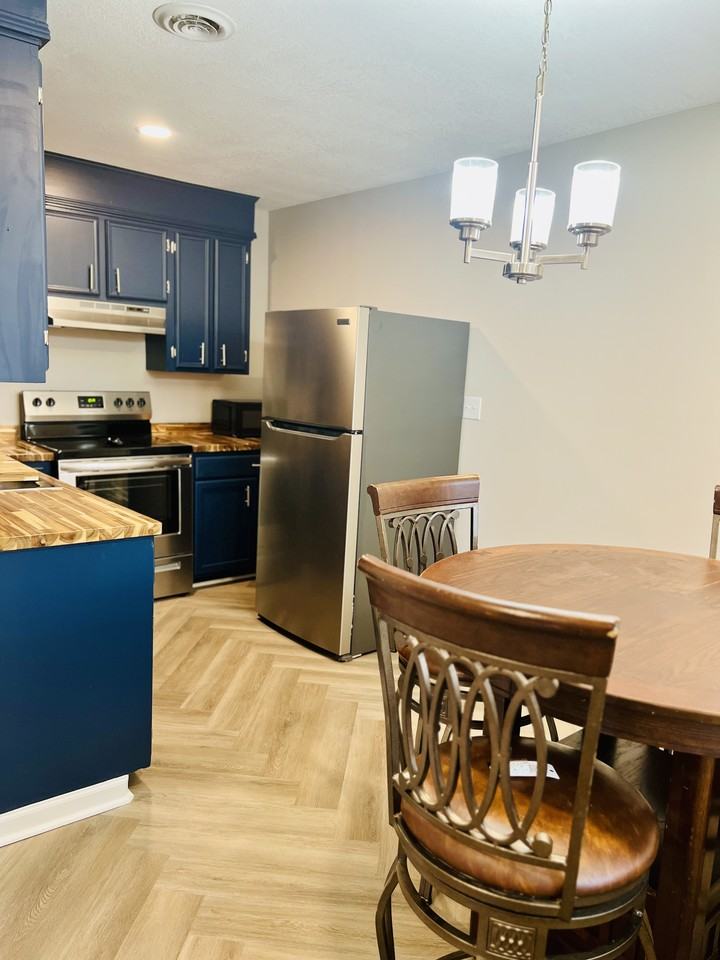 130 Falcon Rd #11 - Photo 3 of 8
