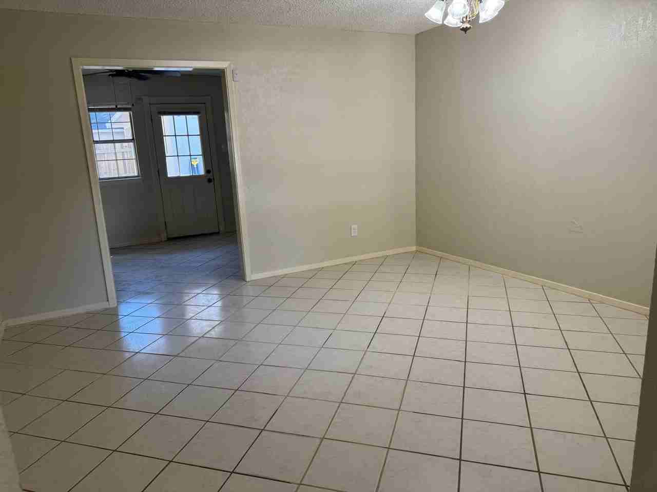 706 Eastern Star Dr #MAIN - Photo 6 of 14