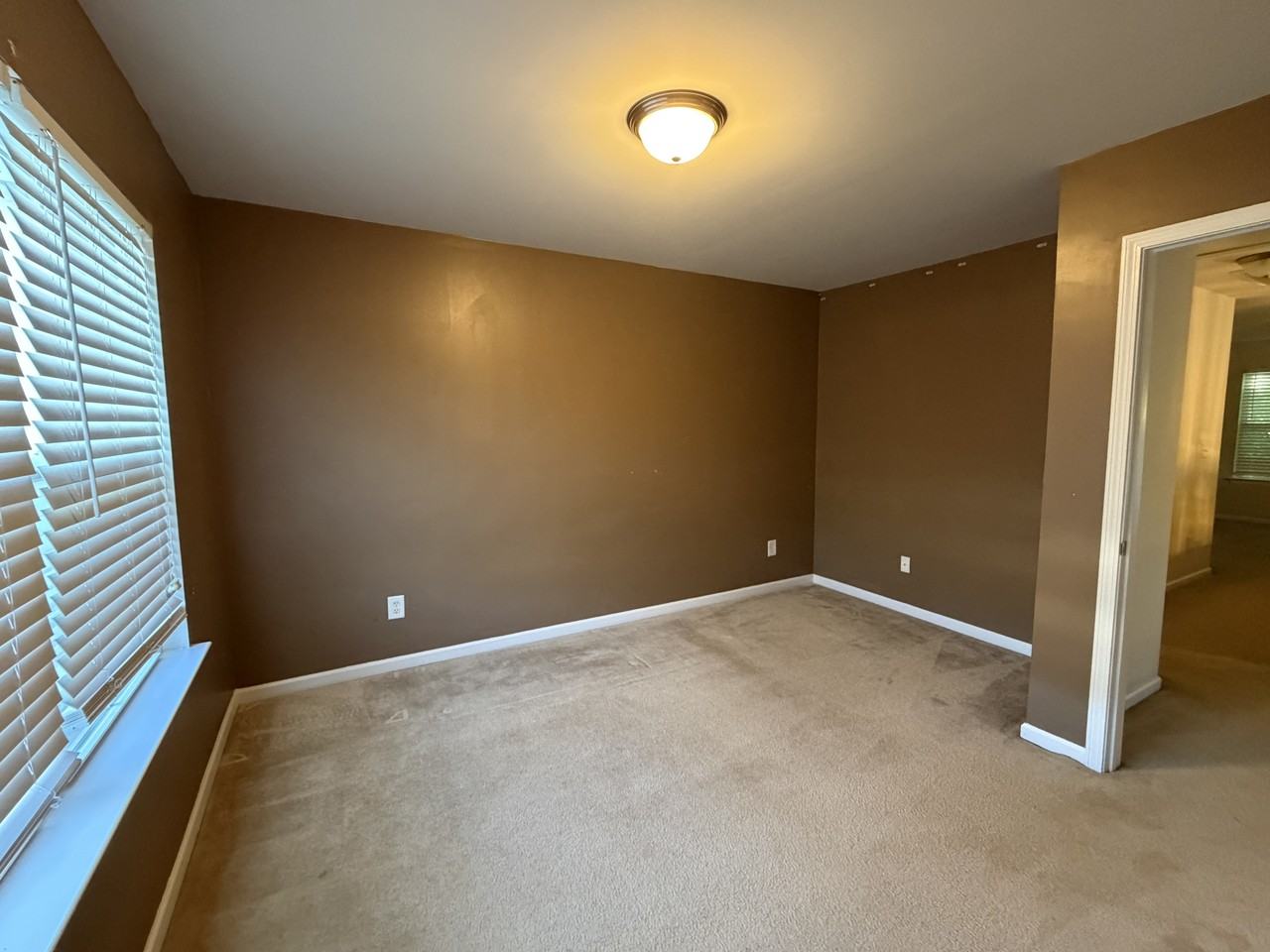 5615 Tipperlinn Way - Photo 6 of 11