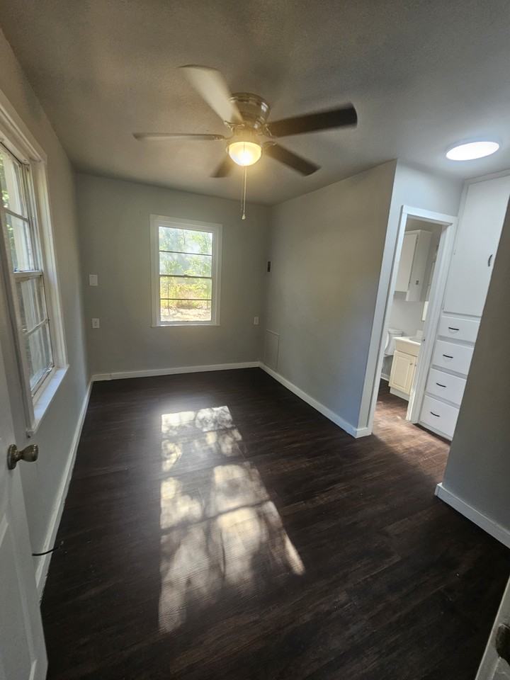 910 Swst - Photo 5 of 8