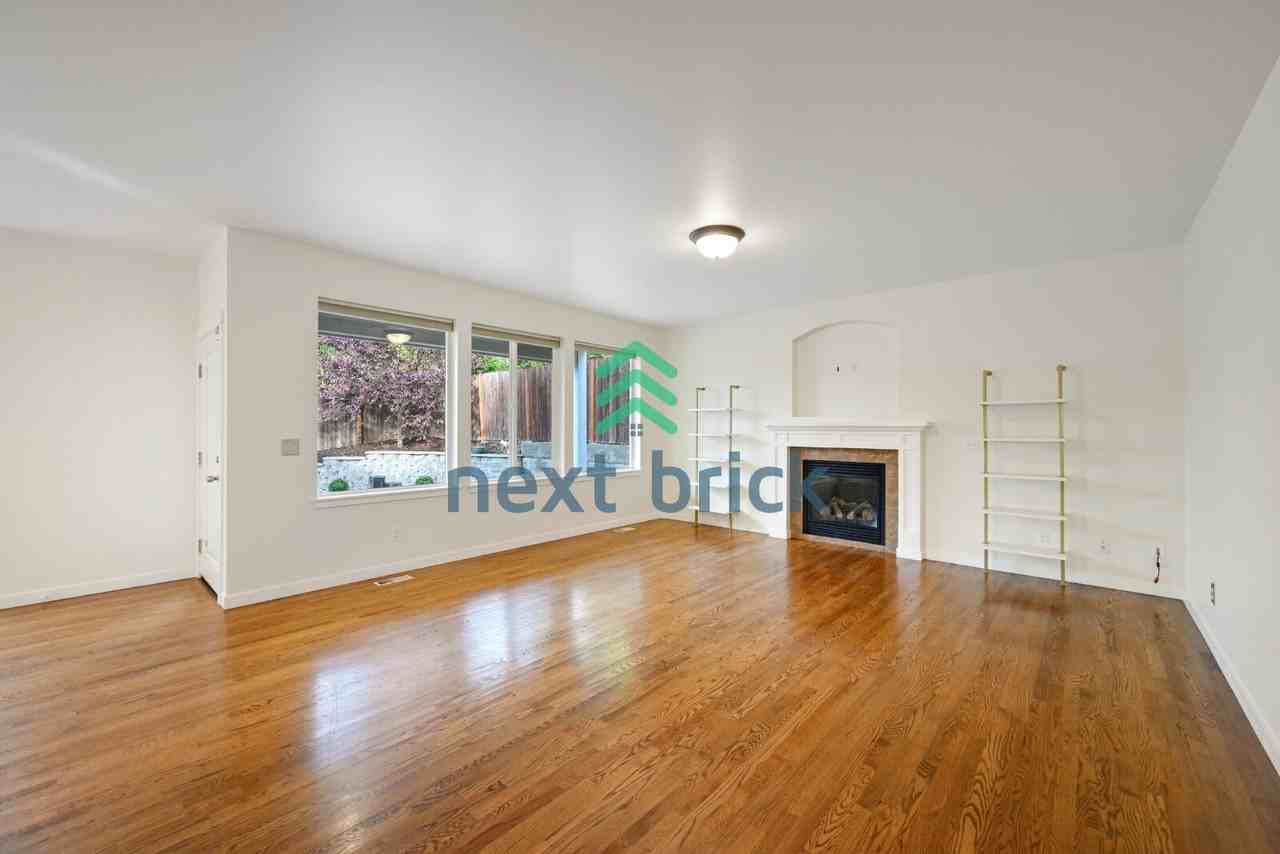 4105 222nd Pl Se - Photo 5 of 26