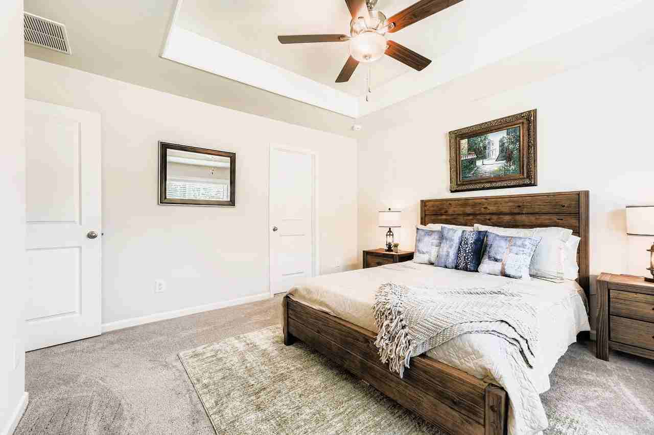 25 Pyrus Ln - Photo 4 of 33