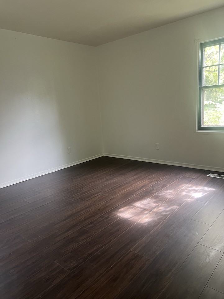 6320 Osborn Dr - Photo 7 of 11