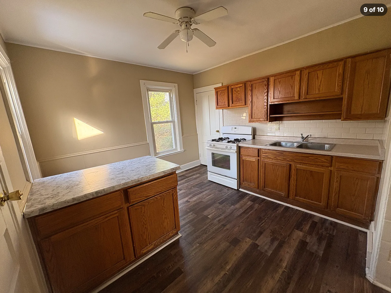 312 S Montgomery St #312 - Photo 7 of 7
