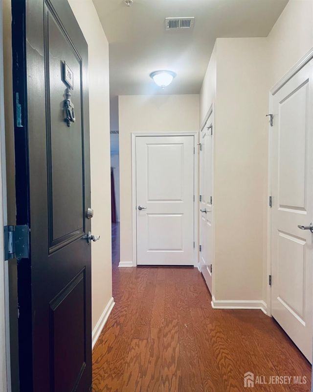 728 Strassle Way - Photo 2 of 23