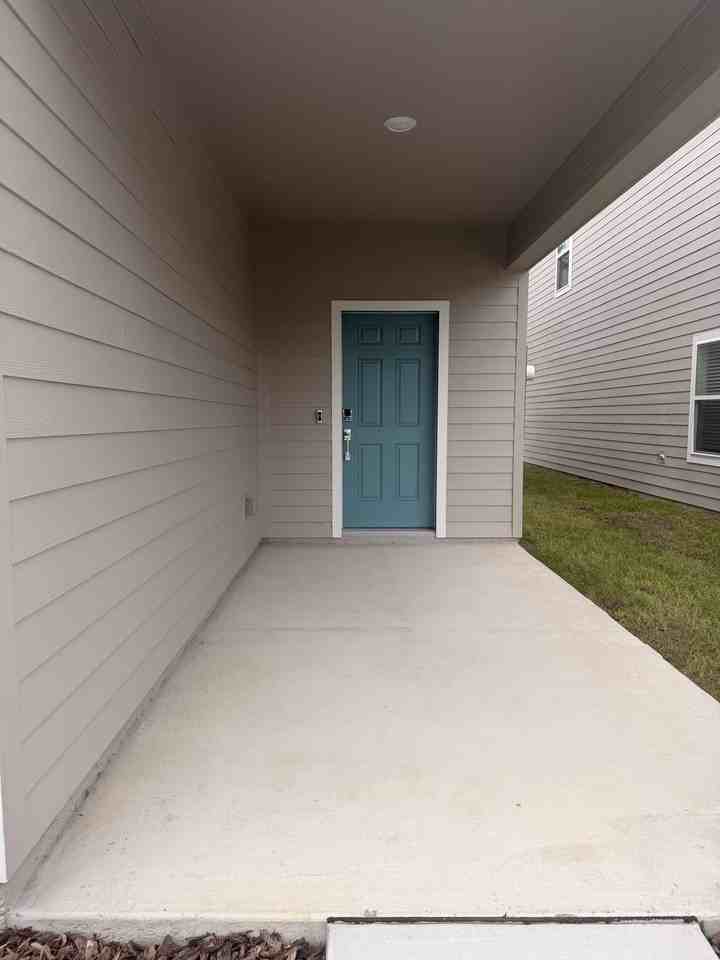 5410 Nw 22nd Dr #5410 - Photo 2 of 20
