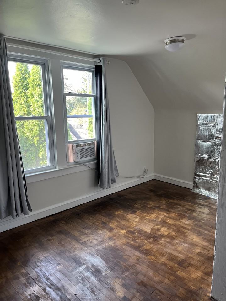 1317 W Prospect Ave - Photo 6 of 14