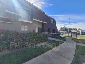 5618 Hillsdale Blvd #B - Photo 1 of 1