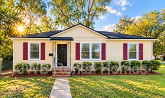 featured image of 4672 Sussex Ave