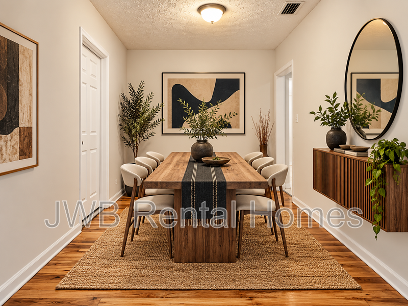 4672 Sussex Ave - Photo 5 of 11