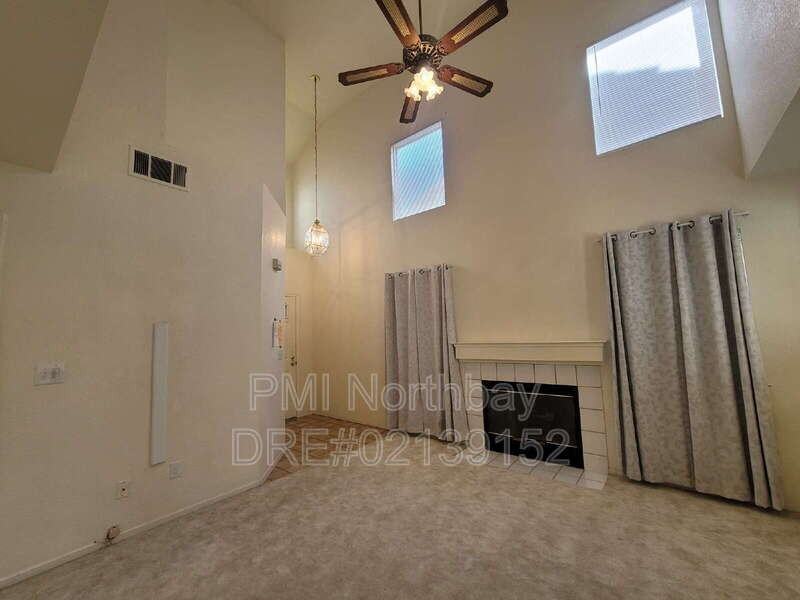 1109 Syracuse Cir - Photo 2 of 11