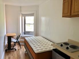 1061 Beacon St #14A - Photo 1 of 1