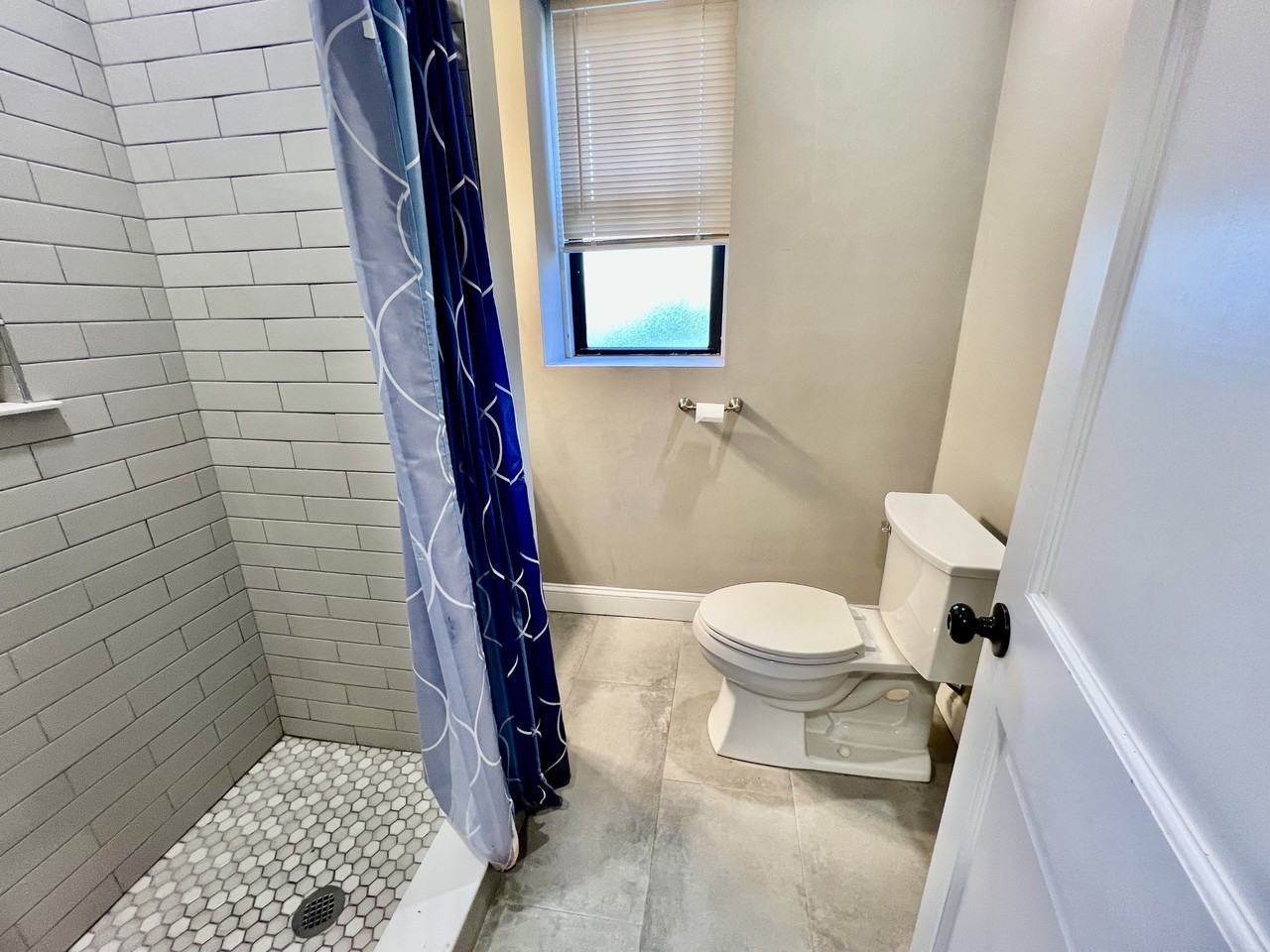 1914 Beacon St #3 - Photo 2 of 14
