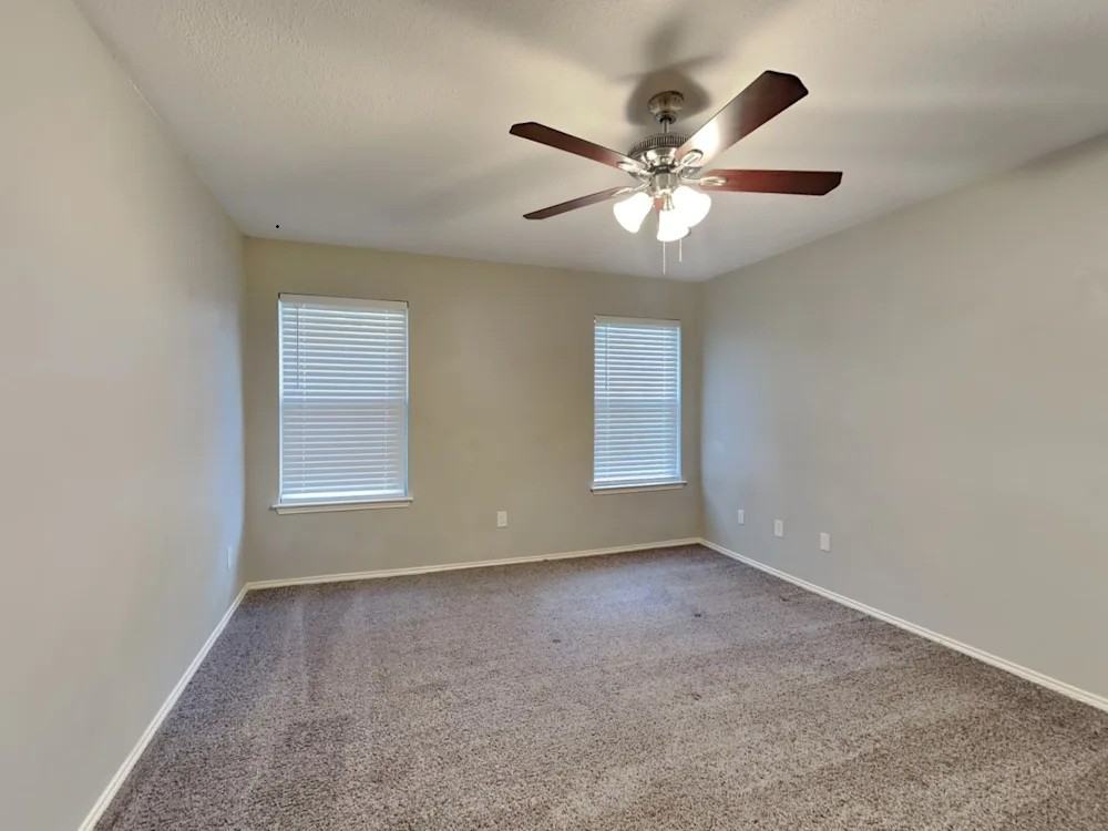 1310 Cardinal Oaks Dr #NA - Photo 5 of 9