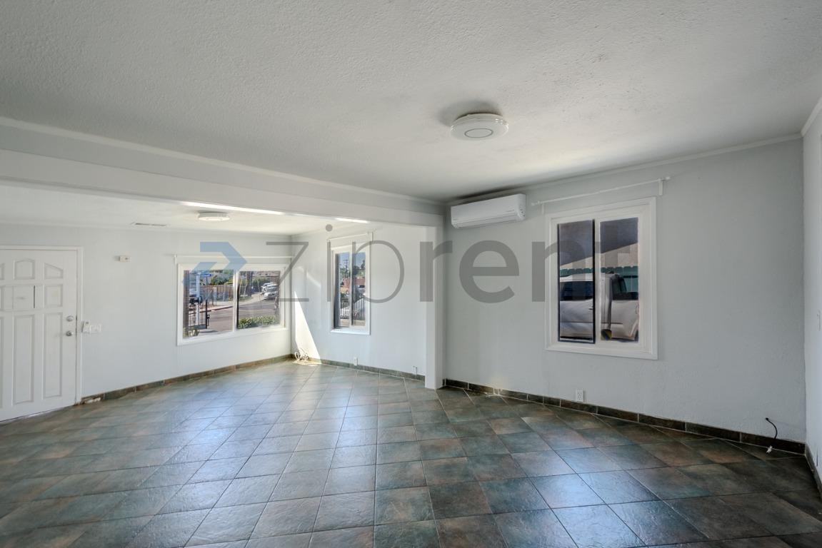5258 Groveland Dr - Photo 6 of 22