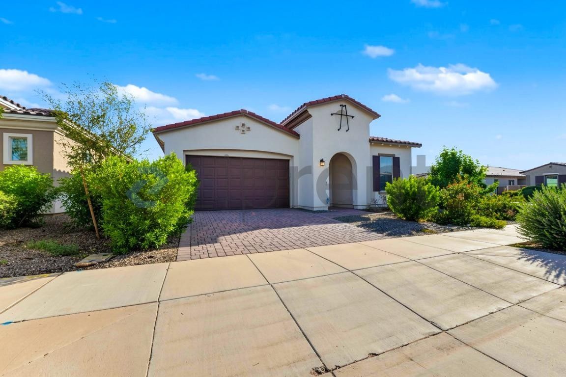 22765 E Orion Way - Photo 2 of 38