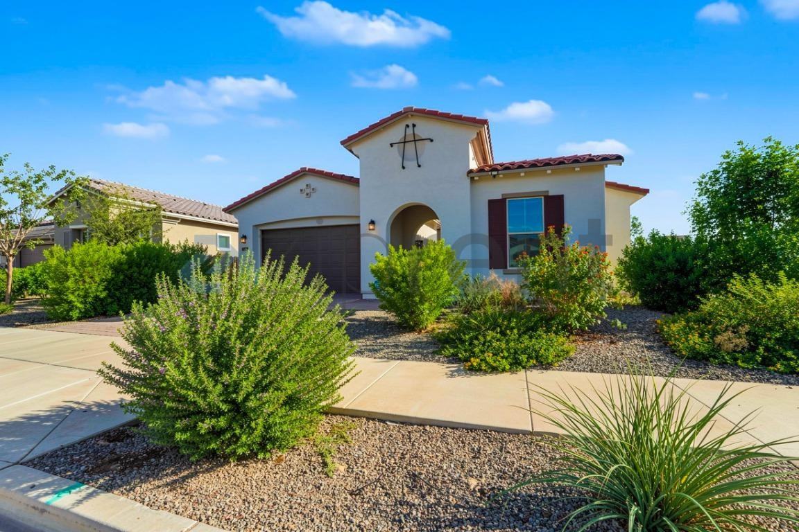 22765 E Orion Way - Photo 4 of 38